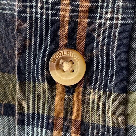 🖤 Woolrich | Plaid Button Down Collared Shirt - Picture 5 of 7